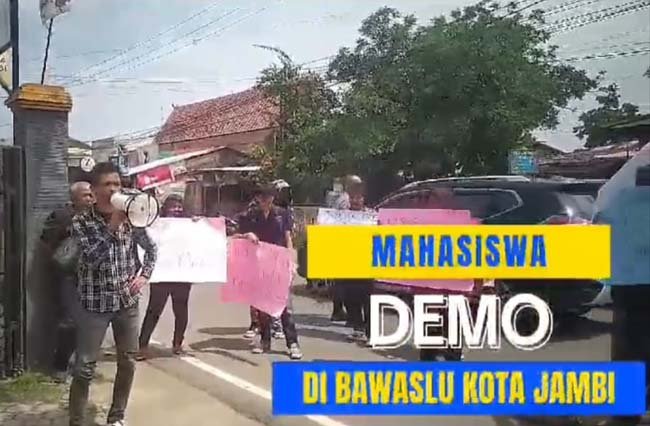 Desak Usut Oknum Lurah