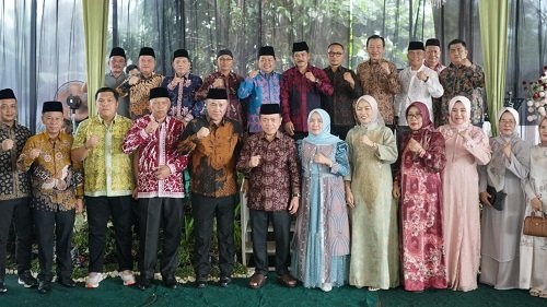 Hari Ketiga Lebaran Gubernur Al Haris Tekankan Kekompakan Antar Bupati Wali Kota