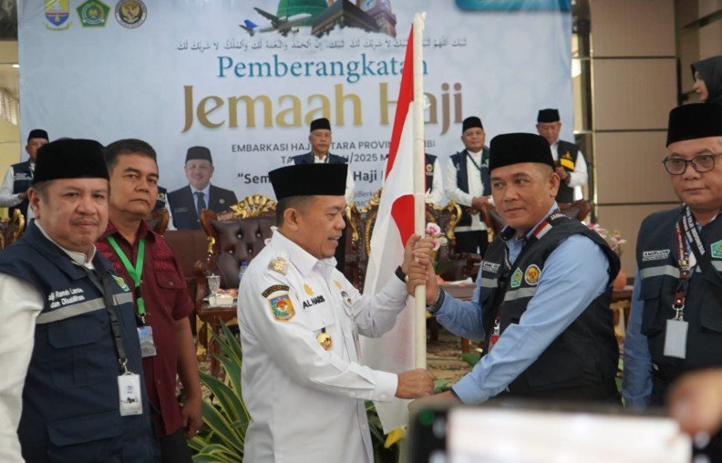 Gubernur Jambi, Dr. H. Al Haris, S.Sos. MH mengemukakan, Pemerintah Provinsi (Pemprov) Jambi menganggarkan dana untuk mendukung kegiatan ibadah haji, termasuk akomodasi bagi jemaah haji domestik dari Bandara Sultan Thaha Jambi