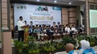 Lepas JCH Kloter 18 Asal Kerinci dan Merangin, Pesan Sekda Sudirman: Kondisikan Diri Tingkatkan Kesabaran