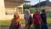 Warga Pematang Sulur RT 26, Kecamatan Telanaipura Kota Jambi dihebohkan dengan adanya penemuan seorang anggota Polisi tewas di dalam rumahnya.