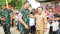 Gubernur Jambi Dr. H. Al Haris, S.Sos., M.H., mendampingi rangkaian kunjungan Kepala Staf TNI Angkatan Darat (KSAD) Jenderal TNI Maruli Simanjuntak, M.Sc., bertempat di Desa Sarang Burung