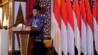 Wakil Gubernur Jambi Drs. H. Abdullah Sani, M.Pd.I bersama Wakil Menteri Pendidikan Dasar dan Menengah Republik Indonesia Prof. Atip Latipulhayat, S.H., LL.M., Ph.D mengadakan dialog bersama dengan Para Kepala Sekolah, Pengawas dan Tokoh Pendidikan se-Provinsi Jambi
