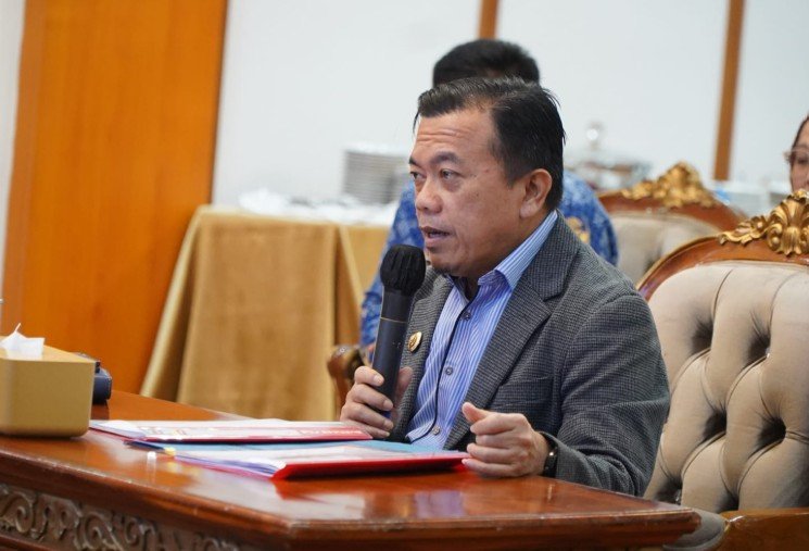 Gubernur Al Haris Wawancarai Calon Direktur dan Komisaris PT. JII