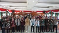 Gubernur Jambi, Dr. H. Al Haris, S.Sos., MH., bersama Bupati Tanjung Jabung Timur, Hj. Dillah Hikmah Sari, ST., serta Wakil Bupati Muslimin Tanja, S.Th.I., M.Si., mendampingi Wakil Menteri Transmigrasi Viva Yoga Mauladi, M.Si., dalam kegiatan Kunjungan Kerja sekaligus dialog bersama Pemerintah Kabupaten Tanjung Jabung Timur