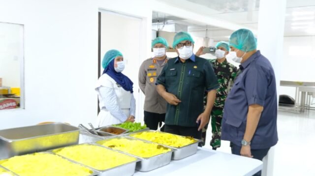 Sekda Sudirman Tegaskan Pemprov Kejar 380 Titik Program Makan Bergizi Gratis