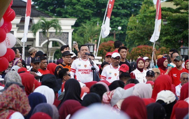 Lepas Jalan Santai, Gubernur Al Haris Ajak Bangun Jambi di Semua Sektor