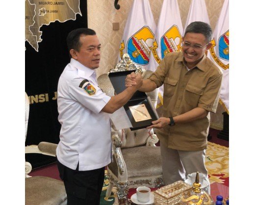 Gubernur Al Haris Audiensi Bersama Hutama Karya, Bahas Operasional Tol Tempino Sampai Simpang Ness