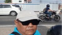 Anggota Badan Permusyawaratan Desa (BPD) Mendalo Darat Zainal Abidin di lokasi PT SAS. Anggota Badan Permusyawaratan Desa (BPD) Mendalo Darat Zainal Abidin di lokasi PT SAS.