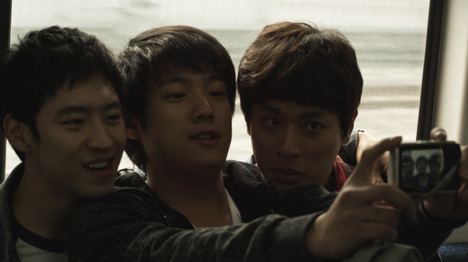 Review Bleak Night: Film Korea Suram yang Bikin Penonton Terdiam Lama