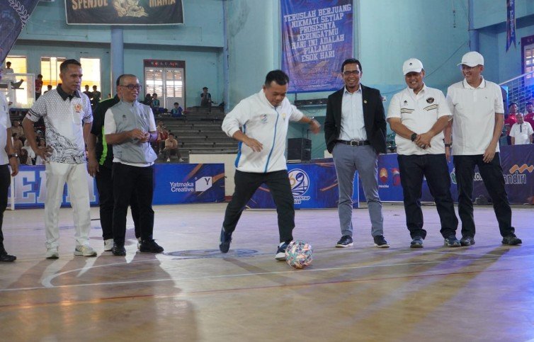 Buka Gubernur Cup Futsal 2026, Gubernur Al Haris: Cari Bibit Berprestasi, Jalin Persaudaraan dan Jaga Sportivitas