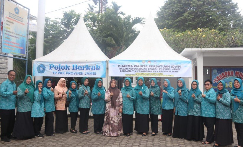 Jumat Berkah TP PKK Jambi, Sarapan Sehat Pagi Hari Bikin Warga Bahagia