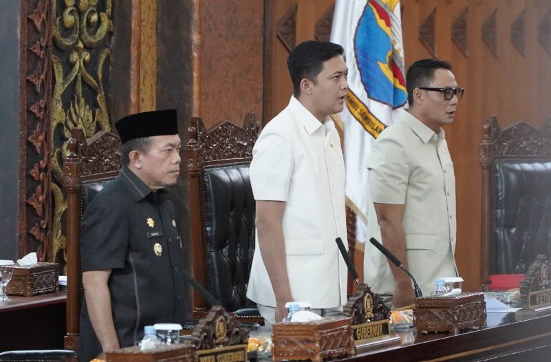 Gubernur Al Haris Sampaikan Jawaban atas Pandangan Umum Fraksi DPRD Terhadap LKPJ 2025, Tegaskan Komitmen Penguatan Fiskal dan Pelayanan Publik