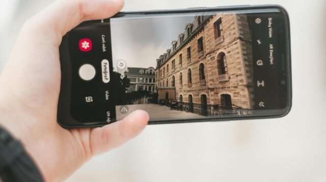 Smartphone dengan kamera terbaik, menghasilkan foto detail tinggi dan fitur fotografi canggih untuk pecinta gambar