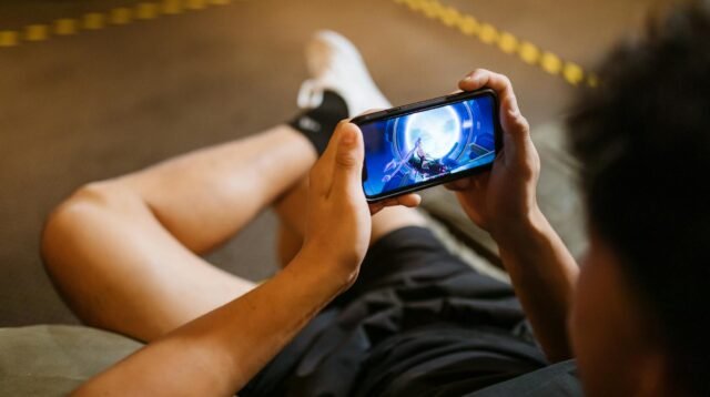 HP gaming 1 jutaan dengan spesifikasi tinggi, layar 6,5 inci, prosesor Snapdragon, dan grafis kuat untuk main game.