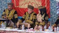 Gubernur Al Haris Dianugerahi Gelar Adat Kehormatan Depati Amanah Negroi Tanoh Sunge Pnoh