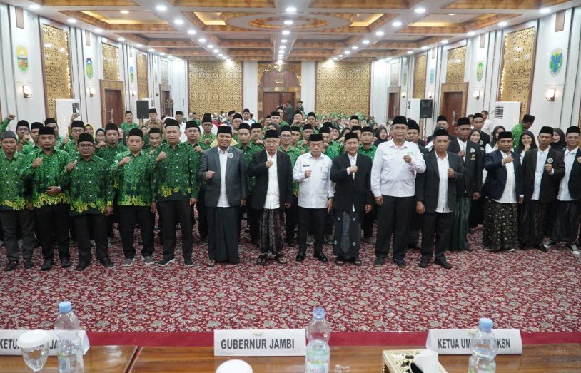 Hadiri Pelantikan JKSN Jambi, Al Haris Tekankan Peran Guru dan Kiai Jaga Moral Generasi Bangsa