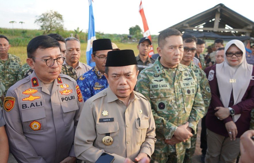 Gubernur Al Haris Hadiri Panen Raya TNI di Desa Kota Baru Geragai, Dukung Ketahanan Pangan
