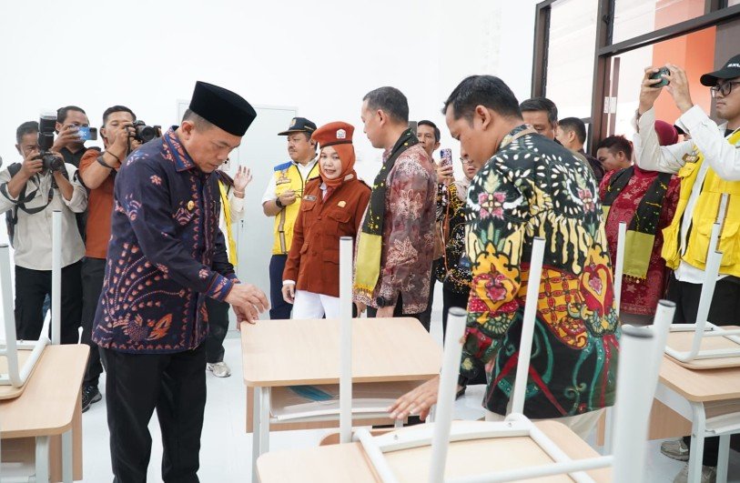Buka MPLS SRT 1 Tanjabtim, Pesan Gubernur Al Haris: Tekun Belajar dan Terima Kasih ke Pemerintah Pusat