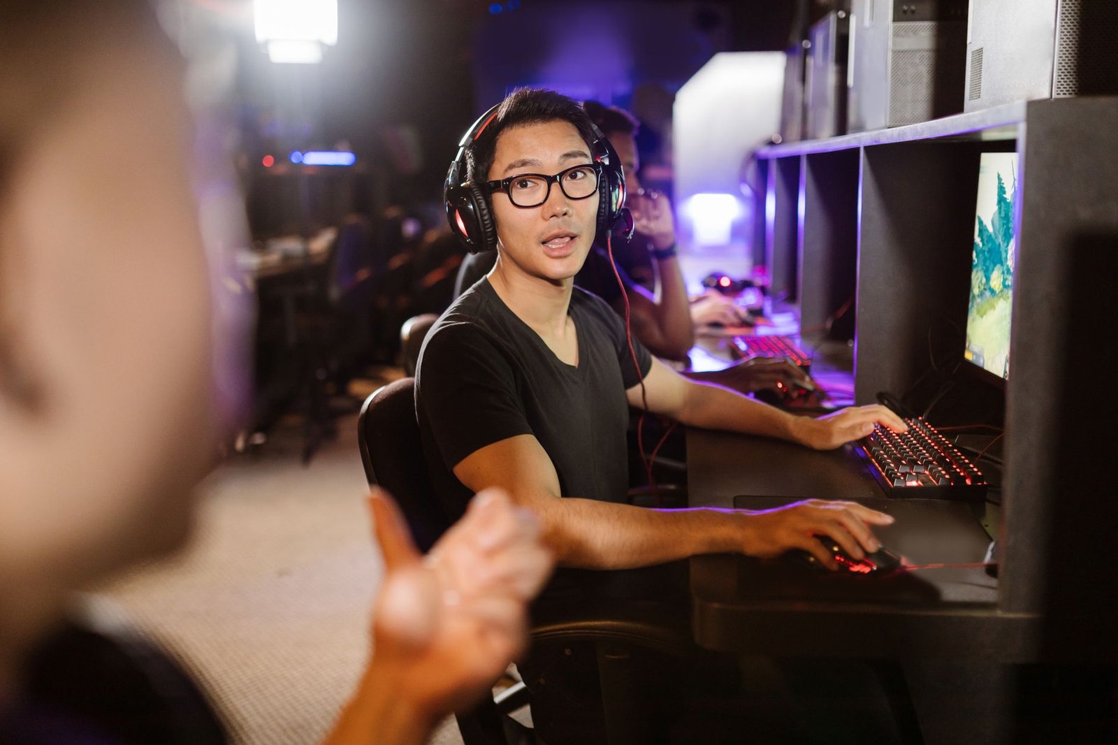 HP gaming dengan performa 120 fps, tampilan halus untuk para gamer profesional