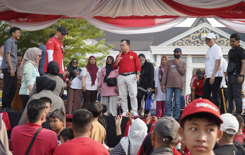 Jalan Santai Meriahkan HUT ke-81 RI, Al Haris Serukan Semangat Kebangsaa