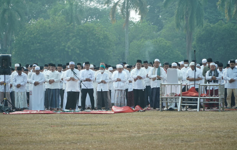 Kemarau Lima Bulan, Pemprov Jambi Gelar Salat Istisqa, Gubernur Al Haris: Kita Bermunajat kepada Allah