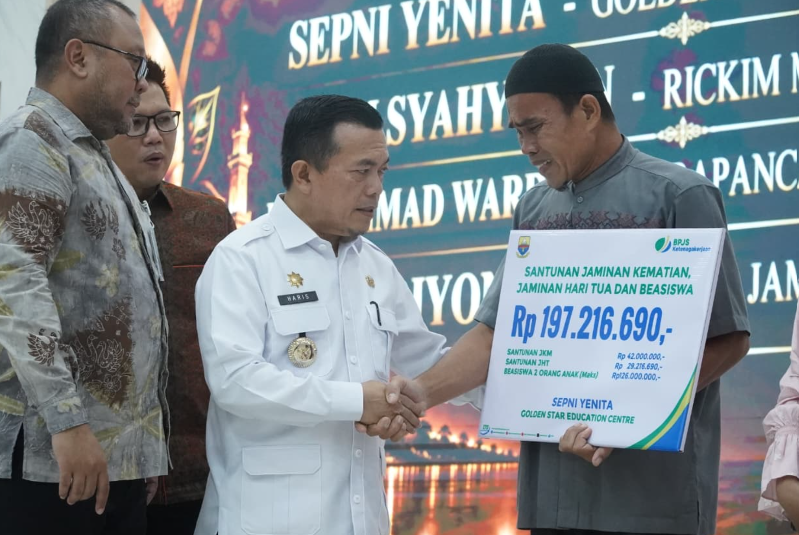 Gubernur Al Haris: Pemprov Jambi Perkuat Perlindungan Jamsostek bagi Pekerja Rentan