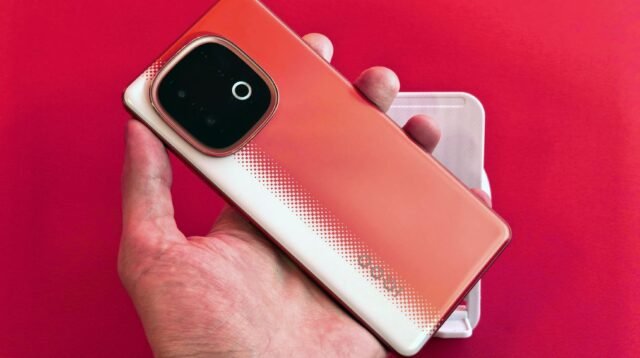 Foto smartphone OPPO dengan kamera terbaik menampilkan detail gambar tajam dan warna akurat